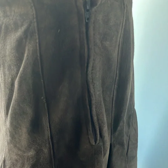 Washable Suede Danier pleated skirt - Picture 3 of 5